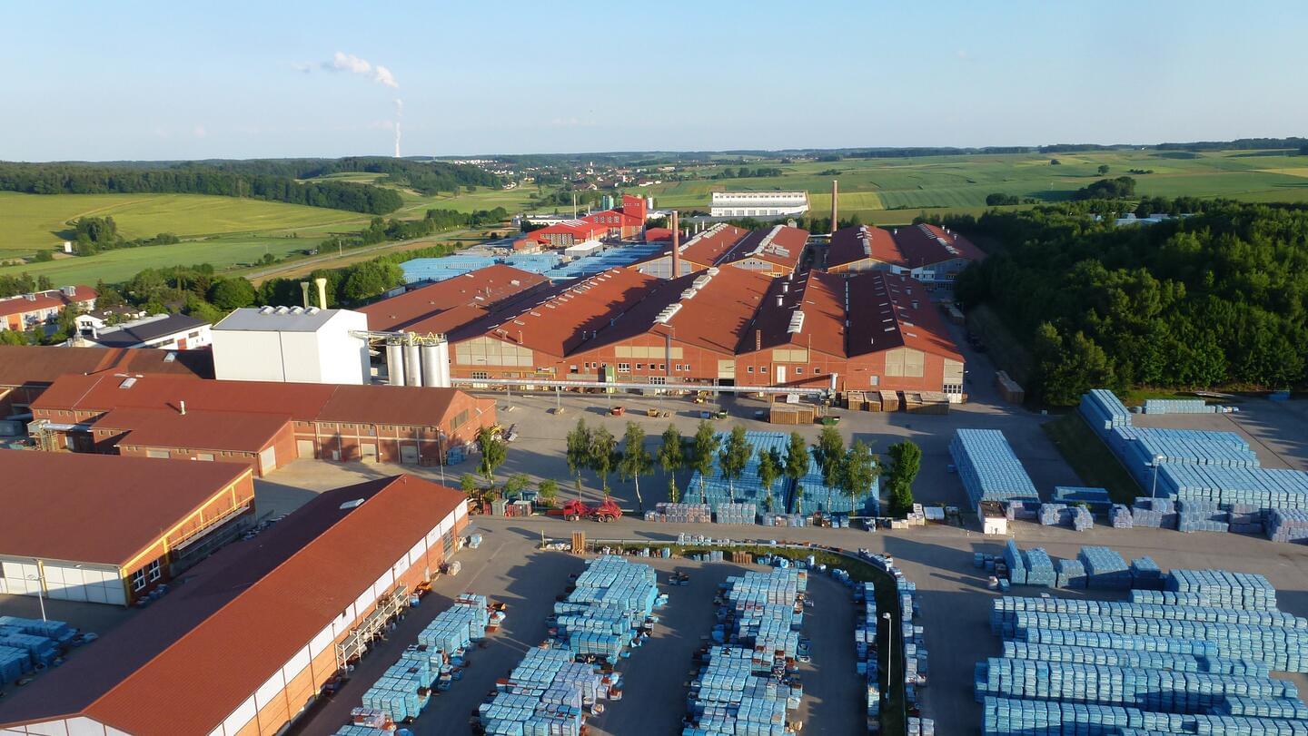 Tovarna ERLUS