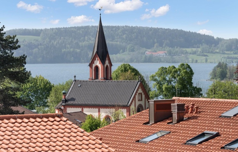 Naravno rdeča